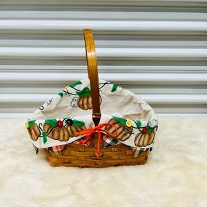 Holiday Basket w/Handle and Lining